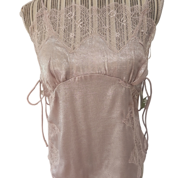Free People Intimately Women Pink Satin Boho Shimmer  Cami Tank Top Size XS/L - Picture 3 of 15